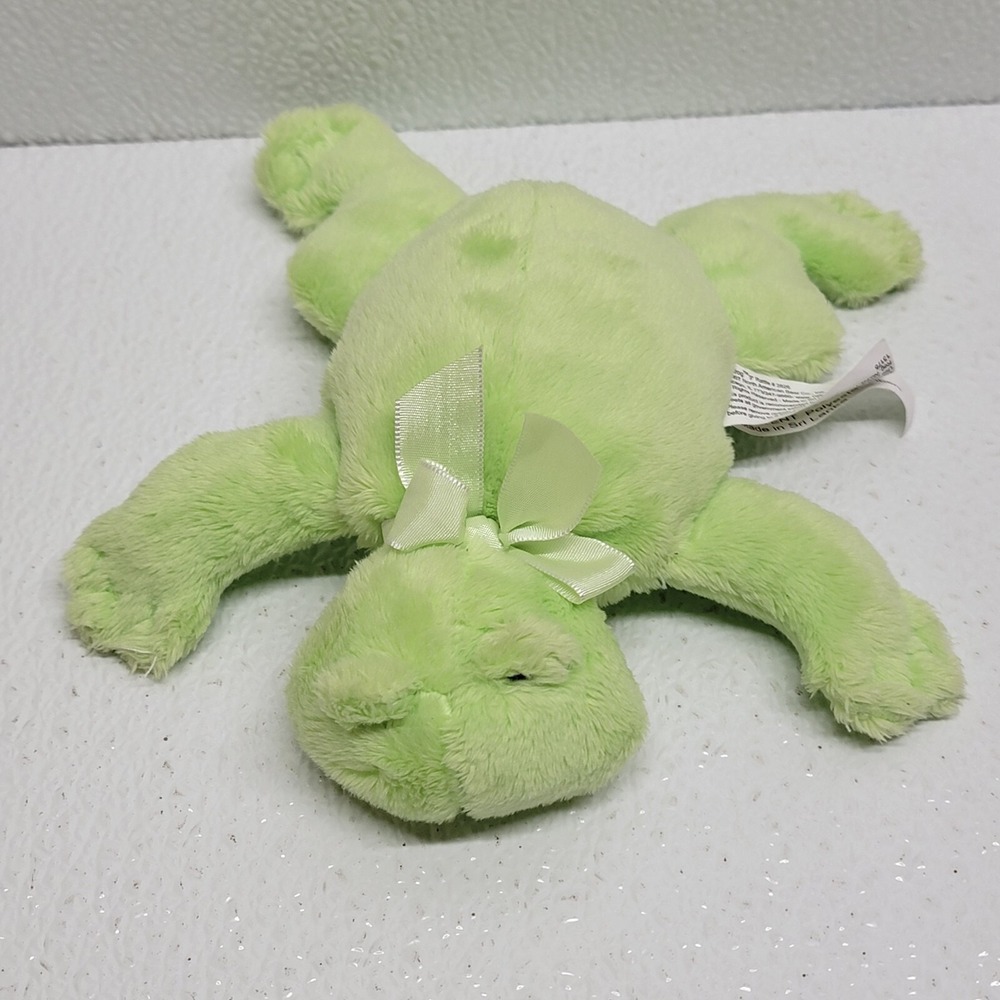 Plush Green Flatofrog Rattle North American Bear Company #2826